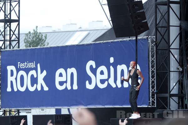 SKUNK ANANSIE - 2010-08-27 - SAINT CLOUD - Domaine National - Grande Scene - 